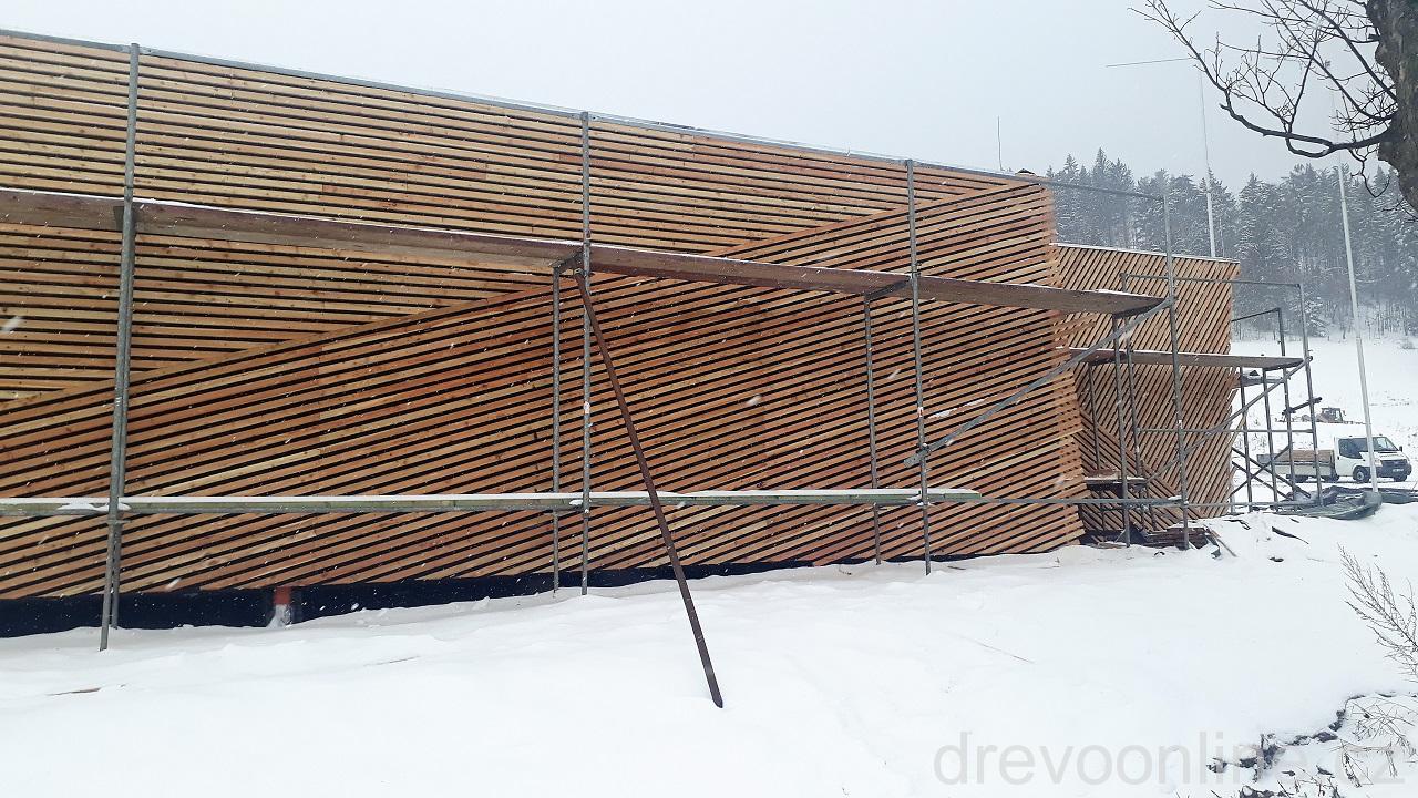 Modřínová lať 32 x 50 délka 3m cena za m2