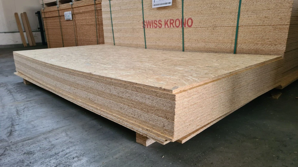 OSB 3 deska 6 mm, ostrá hrana 2500 x 1250 - CENA za m2